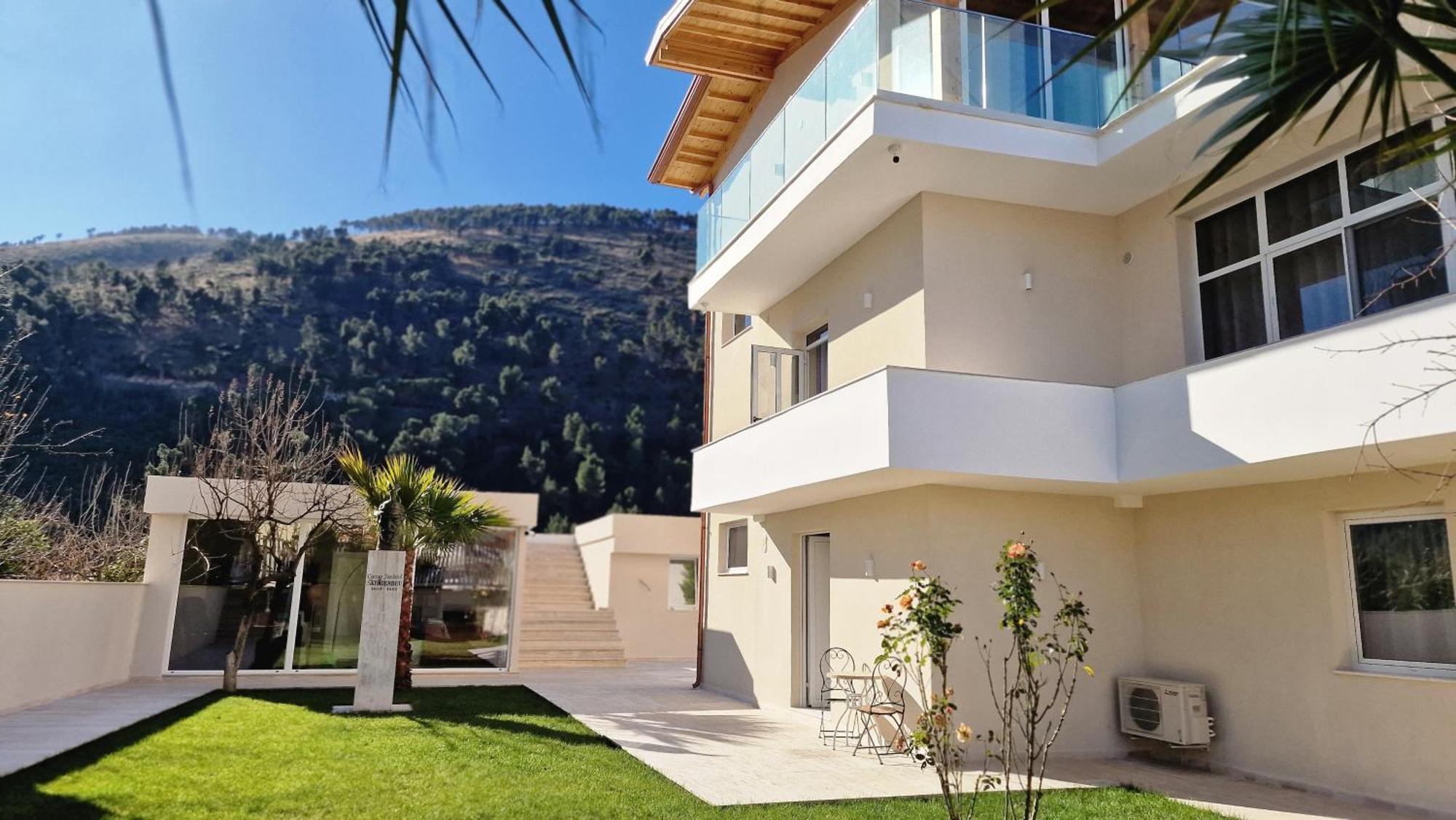 Apartaments Mimani 2 Berat Exteriör bild