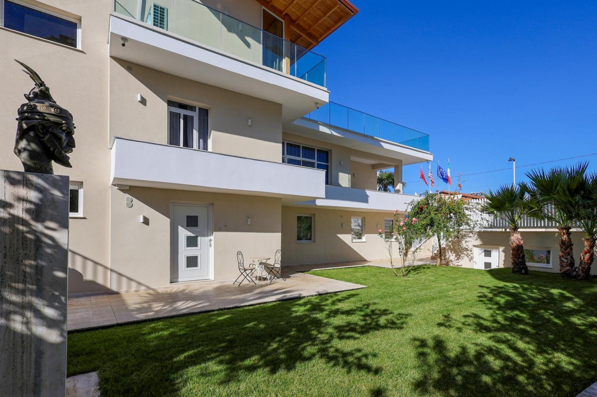 Apartaments Mimani 2 Berat Exteriör bild