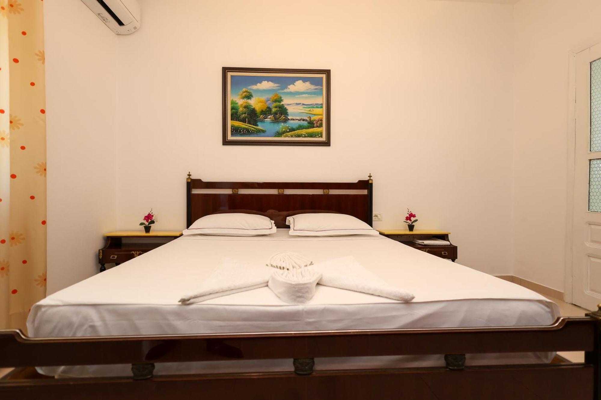 Apartaments Mimani 2 Berat Rum bild