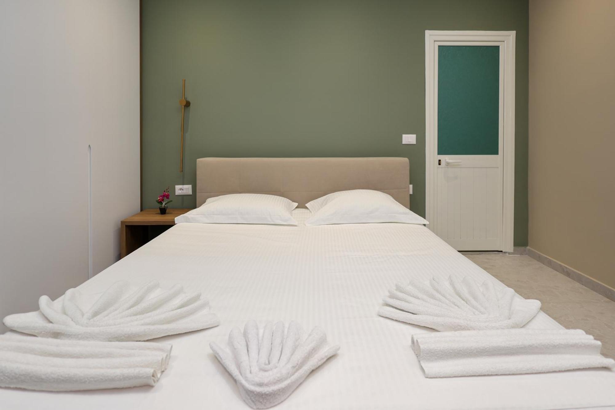 Apartaments Mimani 2 Berat Rum bild